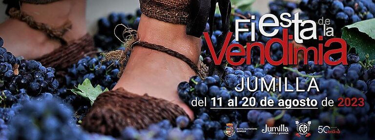 La Concejalía de Turismo de Jumilla promociona la Fiesta de la Vendimia en vallas de gran formato de entornos comerciales de Murcia, Alicante y Albacete