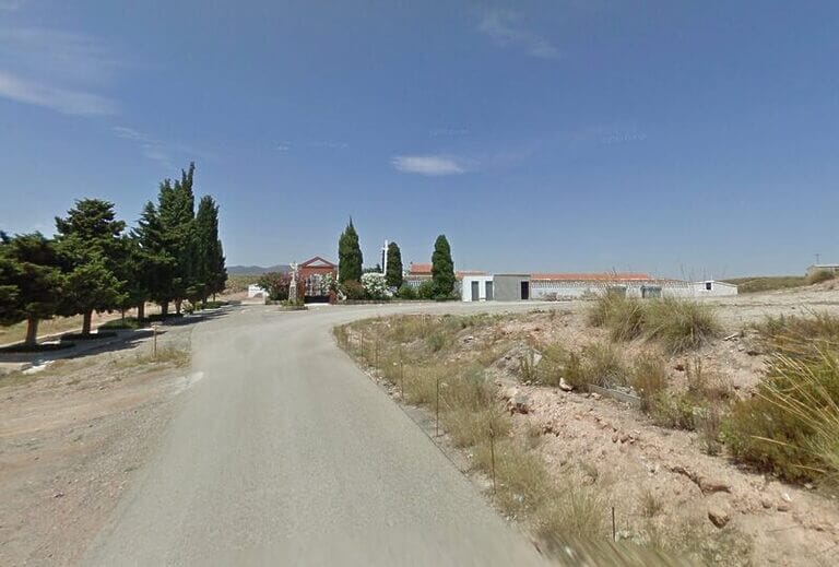 “Se adjudica el proyecto del camino del cementerio de Almendricos, la iniciativa ganadora de los primeros presupuestos participativos impulsados por el Gobierno del PSOE y Diego José Mateos”