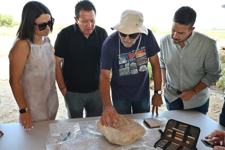 Hallada una nueva pieza arqueológica en la villa romana de Los Villaricos de Mula