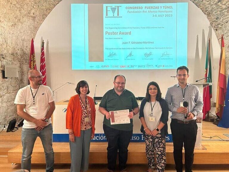 Premio al profesor de Física Juan Francisco González por su trabajo sobre el comportamiento de las sondas