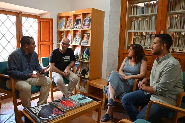 La Biblioteca Municipal de Mula recibe el premio María Moliner 2023