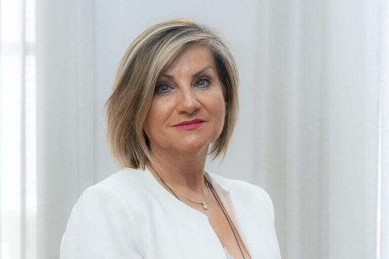 El PSOE exige al Gobierno regional que construya las infraestructuras necesarias para retirar las aulas prefabricadas de los centros educativos