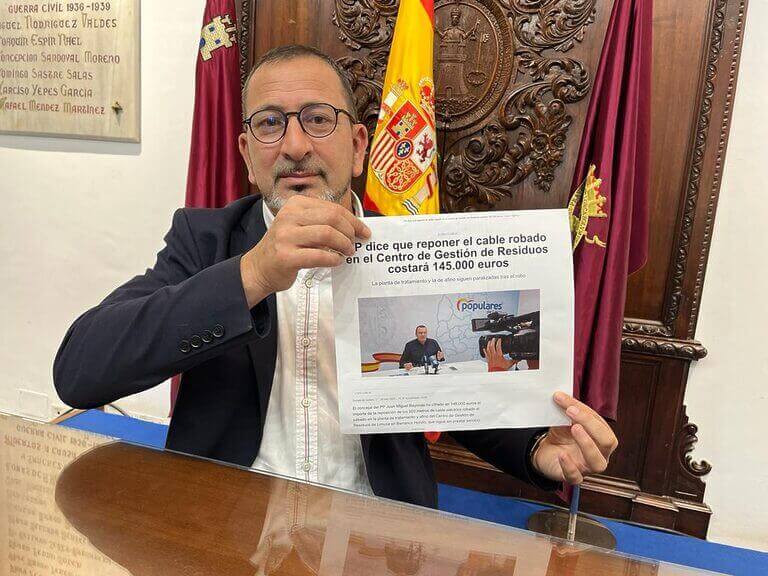 El equipo de Fulgencio Gil oculta información a todos los lorquinos en un intento de esconder robos como el ocurrido recientemente en el Centro de Gestión de Residuos