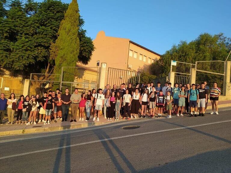 Manifestación en Mula ante la falta de transporte por parte de la Consejería de Educación