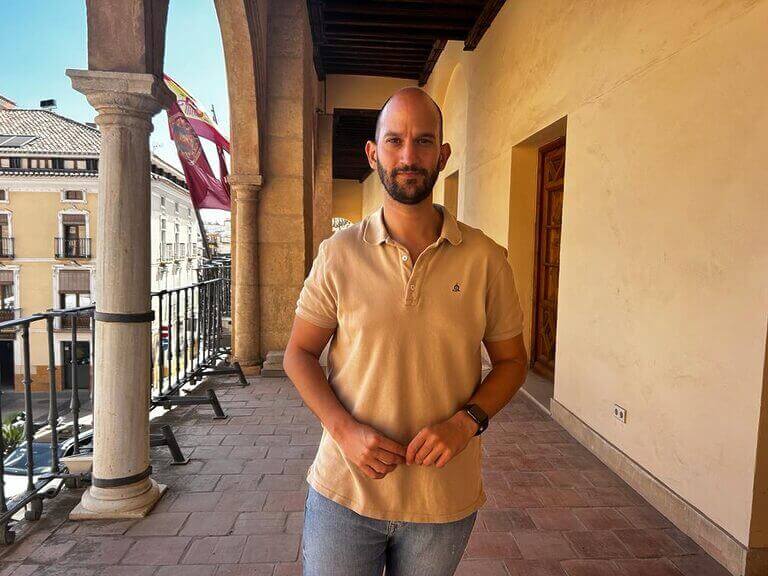 El PSOE de Lorca vuelve a reclamar al Gobierno Regional la contratación de más personal médico en el Centro de Salud Mental de Lorca para combatir las interminables listas de espera