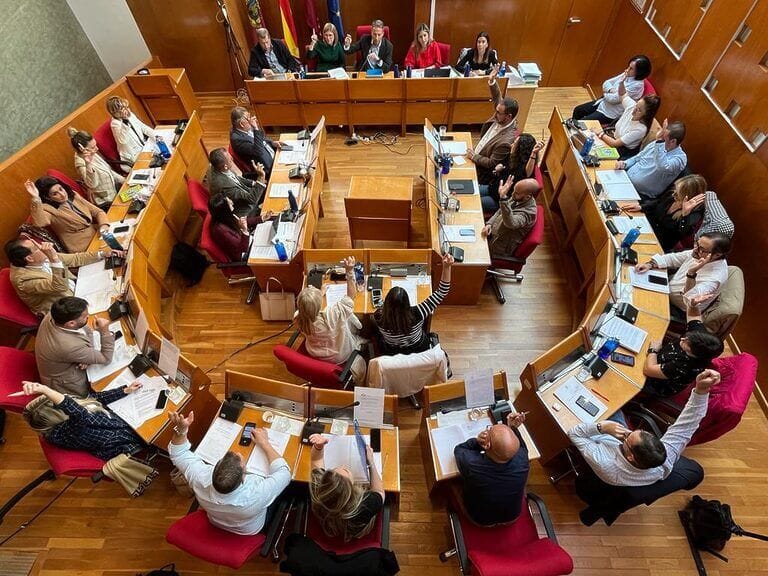 El PSOE de Lorca denuncia al PP por el uso “partidista” y “en beneficio propio” de las redes sociales del Ayuntamiento y de la página web