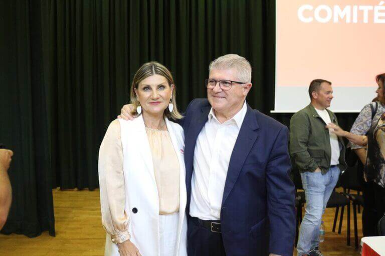 El Comité Regional del PSOE ratifica a María Dolores Flores García como candidata a senadora autonómica