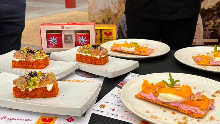 23 establecimientos de Lorca participan en las II Jornadas Gastronómicas del pimentón murciano que organiza Hostelor desde el próximo viernes 20 de octubre.