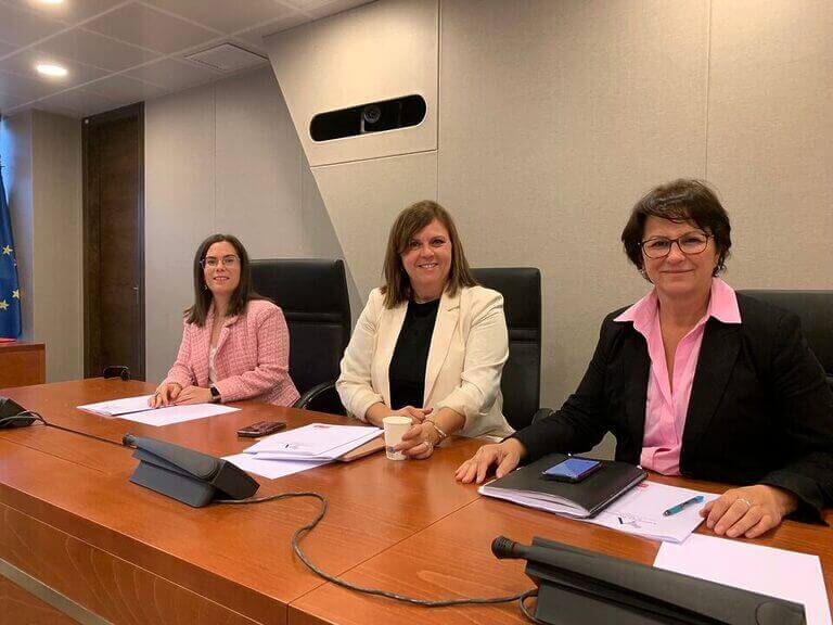 Toñi Abenza: “Los 28 años de gobiernos del PP han provocado que la ciudadanía de la Región sea de las que mayor desigualdad y precariedad sufre”