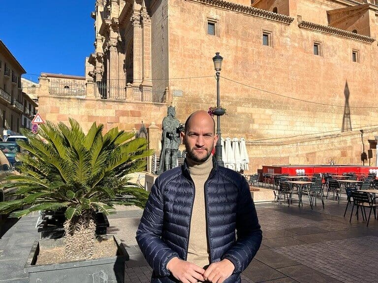 Peleas, suciedad y una programación “raquítica”: la cara B de la Navidad en Lorca que Fulgencio Gil intenta tapar con sus cifras inventadas