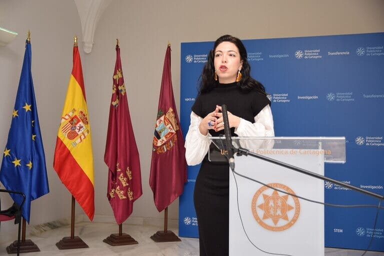 Una tesis de la UPCT investiga sobre la utilización de robots para el tratamiento de niños con autismo