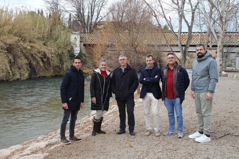 El presidente de la Confederación Hidrográfica del Segura realiza una visita técnica a Calasparra junto a la alcaldesa y su equipo de gobierno  