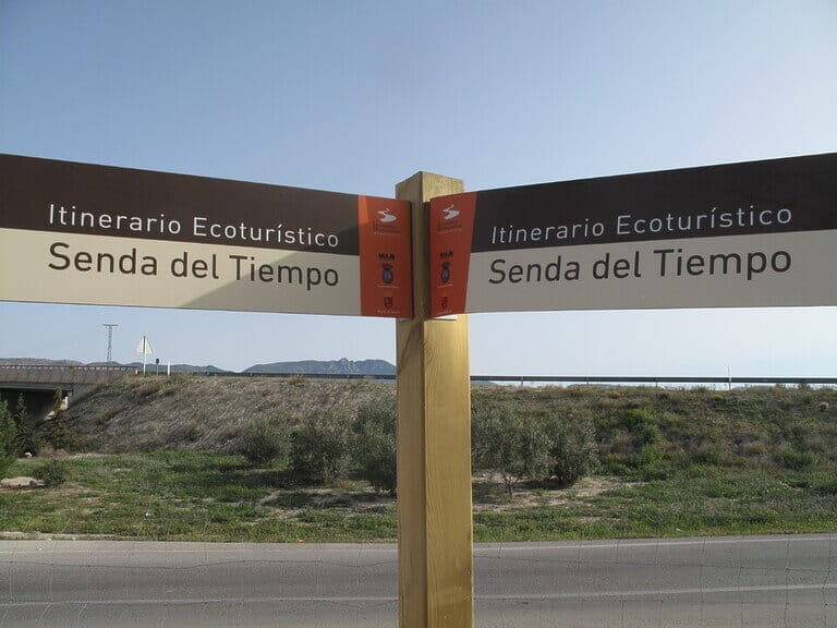 La Senda del Tiempo de Mula, galardonada con la Bandera Sendero Azul 2024