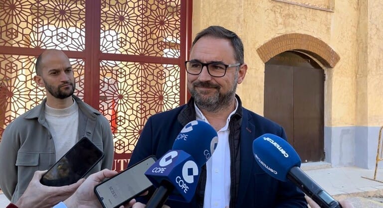 El PSOE de Lorca propone que varios locales de la Plaza de Toros vayan destinados a crear espacios para los jóvenes