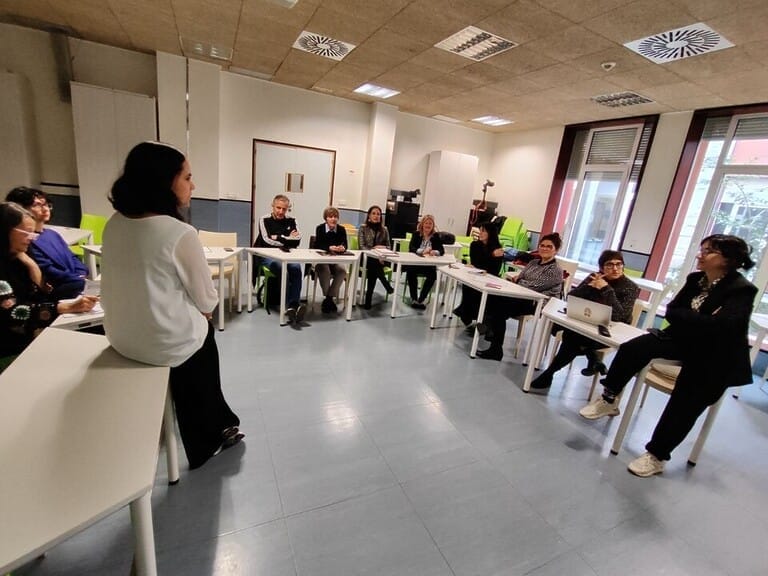 Periodistas e investigadoras comparten entrenamiento sobre comunicación política con visión de género