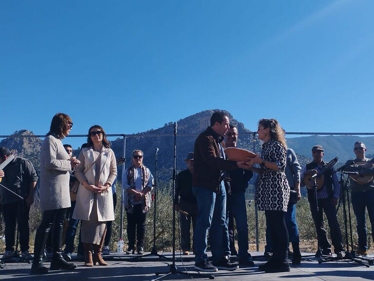 Más de 600 personas visitan MulaFlor24 en su primer fin de semana