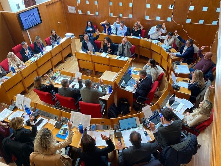 El PSOE de Lorca impulsa un cordón sanitario a VOX para frenar el ataque extremista de la ultraderecha en políticas de igualdad