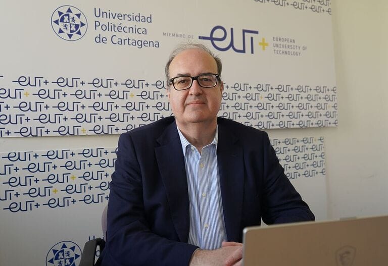 Juan José Jorquera, Doctor Ingeniero de Caminos y profesor de Puentes de la UPCT: “La normativa actual de puentes reduce el riesgo de accidentes como el de Baltimore”