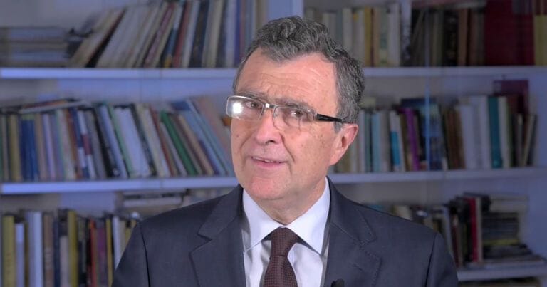 CCOO y UGT denuncian cierres en la Red Municipal de Bibliotecas de Murcia por falta de personal