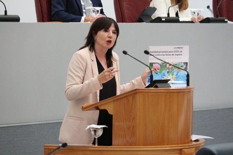 Marisol Sánchez: “El PP y Vox quieren seguir eludiendo su responsabilidad, mientras las listas de espera en sanidad siguen costando vidas y poniendo en riesgo la salud de la gente”