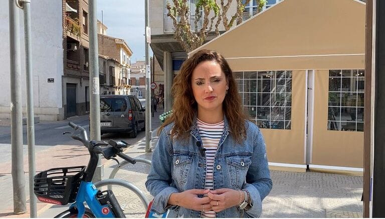 El PSOE de Lorca exige al alcalde que lleve a cabo una bajada de precios en el servicio de alquiler de patinetes y bicicletas