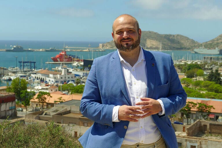 Torres: “La hipocresía del PP con las baterías y castillos de Costa no tiene límites”