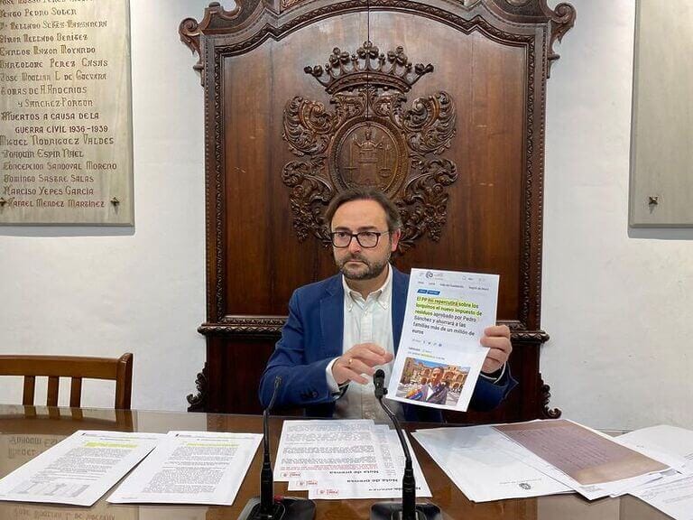 La subida de impuestos en la tasa de basura y en el precio del agua, ya es una realidad para los lorquinos por culpa de las promesas incumplidas de Fulgencio Gil