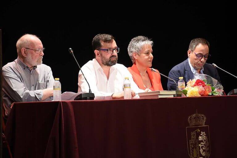 Fulgencio Caballero presenta su nueva novela “Sietetiros”