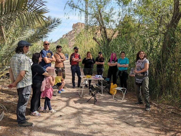Anillamiento a puertas abiertas y resumen de la campaña de isla Glosa para celebrar el Día Mundial de las Aves Migratorias