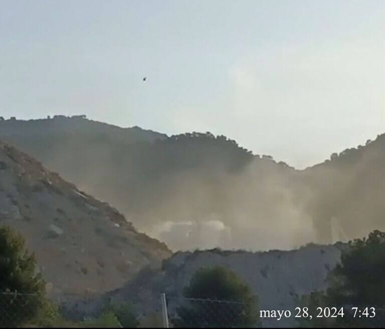 A pesar de más de 40 denuncias vecinales en lo que llevamos de año, la Dirección General de medio ambiente refiere que Colina Cimar ha reaccionado y ya cumple las medidas correctoras