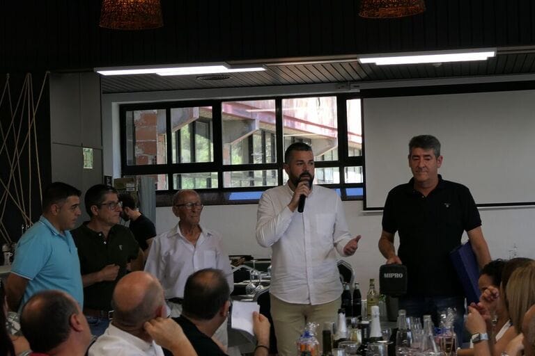 La Asociación Ornitológica de Calasparra celebró el pasado sábado su tradicional comida de socios