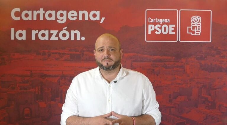 Manuel Torres: “Arroyo se inventa un motín para intentar sacar rédito fomentando el rechazo hacia los inmigrantes”