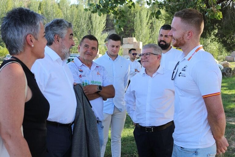 El presidente del Consejo Superior de Deportes, José Manuel Rodríguez Uribes visita Calasparra para conocer de primera mano el gran trabajo que se está desarrollando en materia de deporte en nuestro municipio