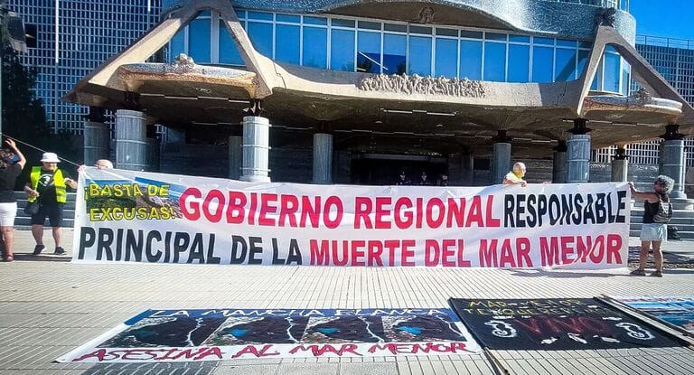 Álvarez Castellanos (IUVRM): "No podemos permitir que el agronegocio se cargue la Región de Murcia"