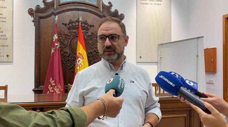 Mateos califica de “nefasta” la organización del Ayuntamiento en esta Feria 2024, marcada por la falta de seguridad y limpieza 
