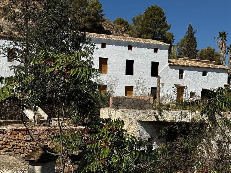 El PSOE de Lorca exige al Gobierno del PP un plan urgente de mantenimiento y vigilancia para el BIC del Escarambrujo