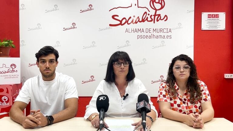 El PSOE de Alhama pedirá al Pleno la reprobación de María Cánovas por sus continuas faltas de respeto e incapacidad para gestionar el Ayuntamiento