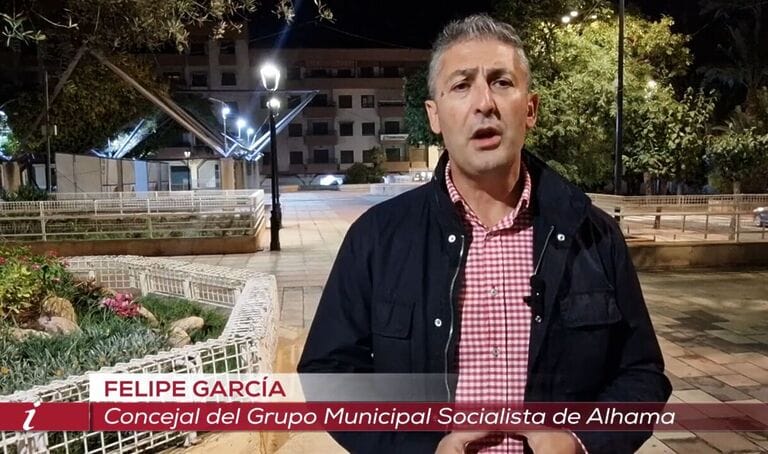 La alcaldesa de Alhama duplica el impuesto de la basura a vecinos y empresas del municipio