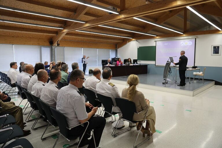 La tesis del Jefe Superior de Policía evidencia la satisfacción ciudadana con la actuación de la Policía Nacional