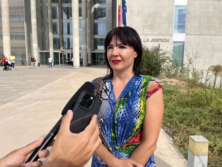 El PSOE pide al Gobierno regional que aumente la formación en todas las etapas educativas para la prevención de abusos sexuales