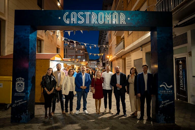 El chef Paco Roncero inaugura la primera y exitosa jornada de Gastromar 2024