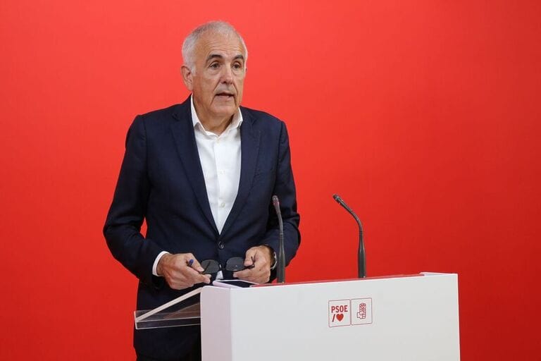 El PSOE exige al Gobierno regional que elabore y apruebe un Plan de Movilidad Eléctrica para el periodo 2024-2030