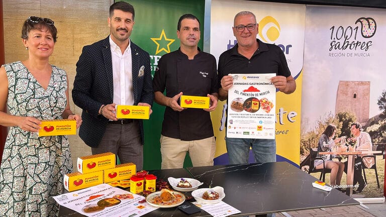 El pimentón de Murcia, protagonista un año más de sus III Jornadas Gastronómicas en Lorca, con más de una veintena de establecimientos participantes asociados a Hostelor