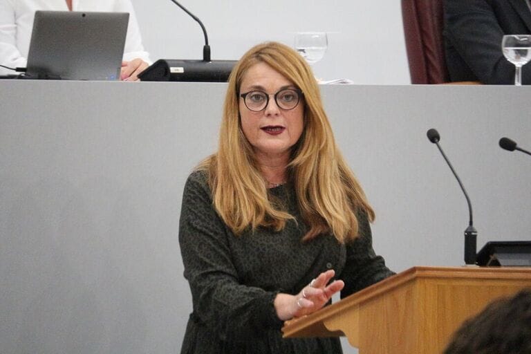 El PSOE impulsa mejoras para abogados del turno de oficio con la aprobación de una iniciativa clave en la Asamblea Regional