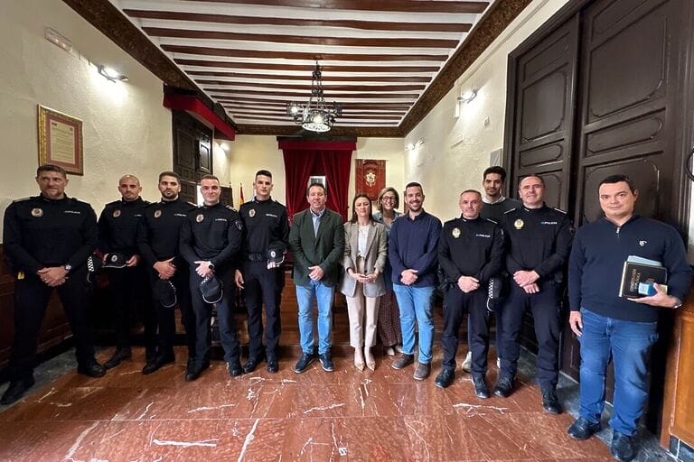 Cuatro nuevos agentes refuerzan la Policía Local de Mula tras su toma de posesión
