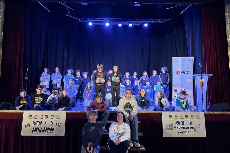 Mula conmemora el Día de la Infancia con un emotivo acto lleno de participación y compromiso