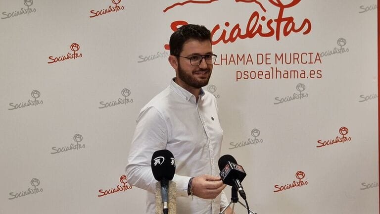 Antonio José Caja celebra el archivo de su causa y acusa al PP de una "cacería política" contra la oposición