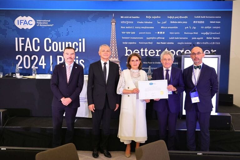 Murcia celebra la entrada del Consejo General de Economistas en la IFAC, la mayor organización mundial de contables y auditores