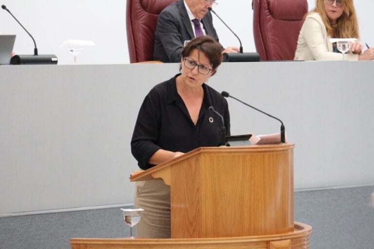 El PSOE impulsa un Plan Estratégico para fortalecer el sector editorial en la Región de Murcia