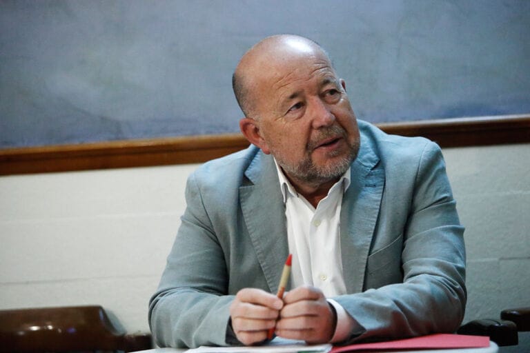 El PSOE critica la falta de avances en la renovación del contrato de la zona azul en Yecla